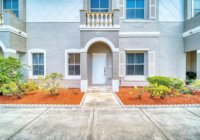 Homes for sale in Miramar, FL | 14033 Sw 49th St #6, Miramar, FL 33027 | MLS# A12046506