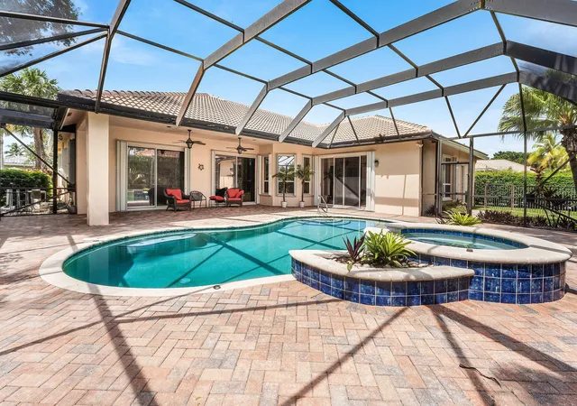 Photo 3 of Single family home for sale at 11130 Silver Ridge St, Wellington, FL 33449 | MLS# B26047874 | Listing updated on 2026-09-23
