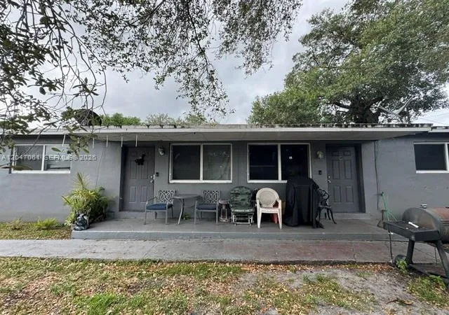 4th image of 6351 Hayes St, Hollywood, FL 33024 | MLS# A12047061