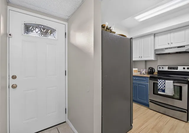 Photo 2 of Condo for sale at 118 Royal Pk Dr #1f, Oakland Park, FL 33309 | MLS# B26047900 | Listing updated on 2026-09-29
