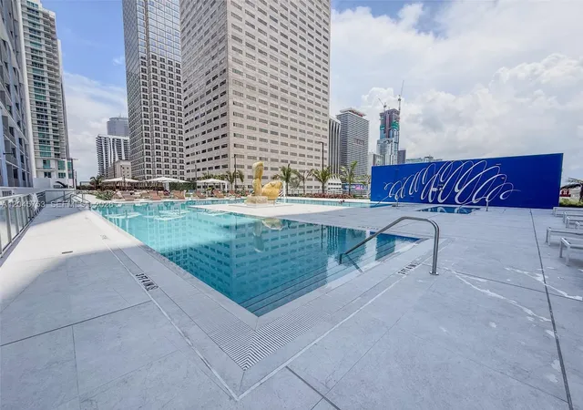 Homes for sale in Miami, FL | 335 S Biscayne Boulevard, Miami, FL 33131 | Houzeo