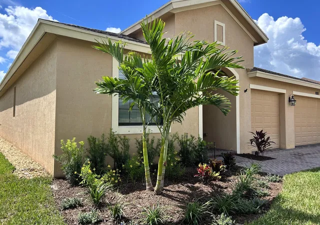 Single family home for sale at 10105 Verona Manor, Vero Beach, FL 32966 | MLS# B26048000