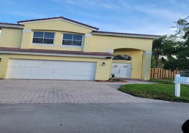 Homes for sale in Margate, FL | 6606 Saltaire Ter, Margate, FL 33063 | MLS# A12047298