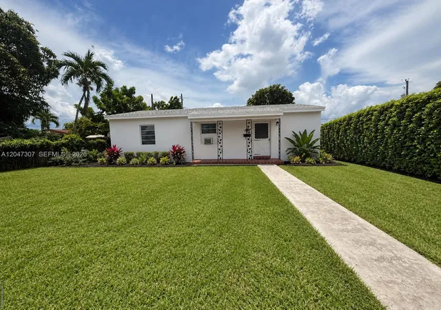 2nd image of 790 E 6th Pl, Hialeah, FL 33010 | MLS# A12047307