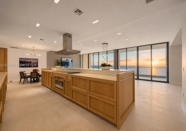 5th image of 5959 Collins Ave #1804/1805, Miami Beach, FL 33140 | MLS# A12044099