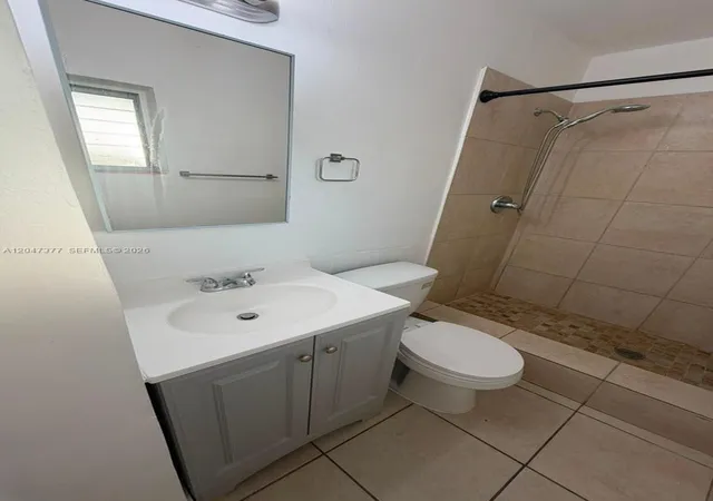 40th image of 6901 Thomas St, Hollywood, FL 33024 | MLS# A12047377