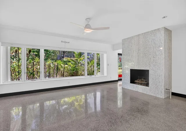 4th image of 2614 Ne 15Th St, Fort Lauderdale, FL 33304 | MLS# B26048127