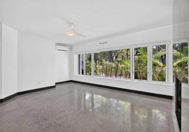 5th image of 2614 Ne 15Th St, Fort Lauderdale, FL 33304 | MLS# B26048127