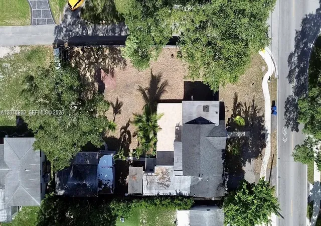 40th image of 947 Ne 149th St, Miami, FL 33161 | MLS# A12044922