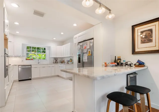 Homes for sale in Coral Gables, FL | 4444 Ingraham Hwy, Coral Gables, FL 33133 | MLS# A12047022