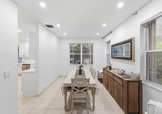 Photo 4 of Single family home for sale at 12172 Glenmore Dr, Coral Springs, FL 33071 | MLS# B26048144 | Listing updated on 2026-10-06