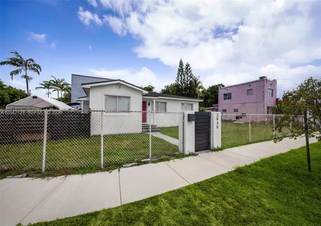 3rd image of 2939 Sw 5th St, Miami, FL 33135 | MLS# A12047121