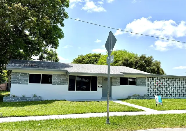 3rd image of 2150 N 66Th Ave, Hollywood, FL 33024 | MLS# A12047472
