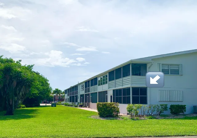 2nd image of 81 Kingswood E, West Palm Beach, FL 33417 | MLS# B26048270
