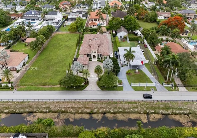 2nd image of 2835 Sw 132nd Ave, Miami, FL 33175 | MLS# A12045053