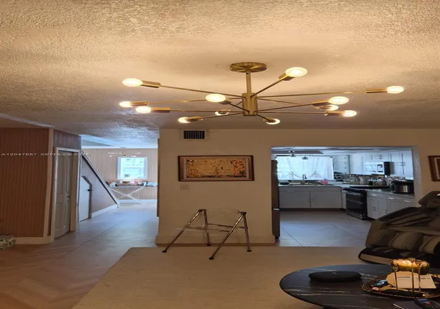 4th image of 7190 W 17Th Ct, Hialeah, FL 33014 | MLS# A12047657
