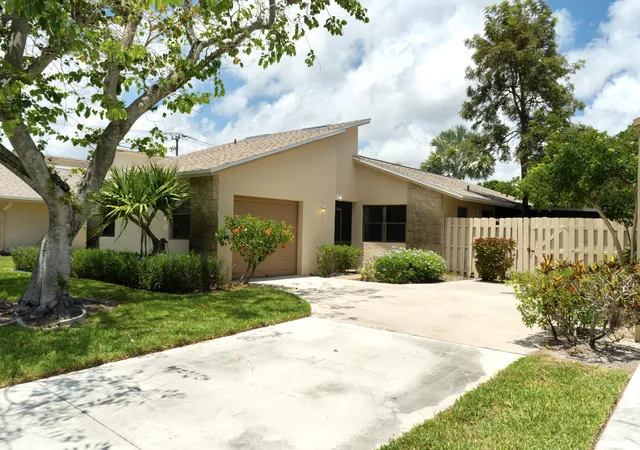Photo 2 of Single family home for sale at 3155 Nw 9th Street, Delray Beach, FL 33445 | MLS# B26048319 | Listing updated on 2026-10-09
