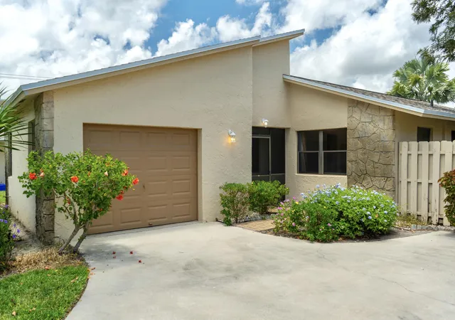Photo 3 of Single family home for sale at 3155 Nw 9th Street, Delray Beach, FL 33445 | MLS# B26048319 | Listing updated on 2026-10-09