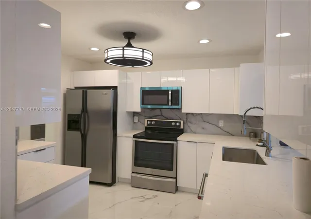 5th image of 7771 Nw 46Th St, Lauderhill, FL 33351 | MLS# A12047718