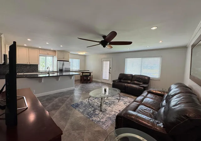 4th image of 510 Flanders K, Delray Beach, FL 33484 | MLS# B26048336