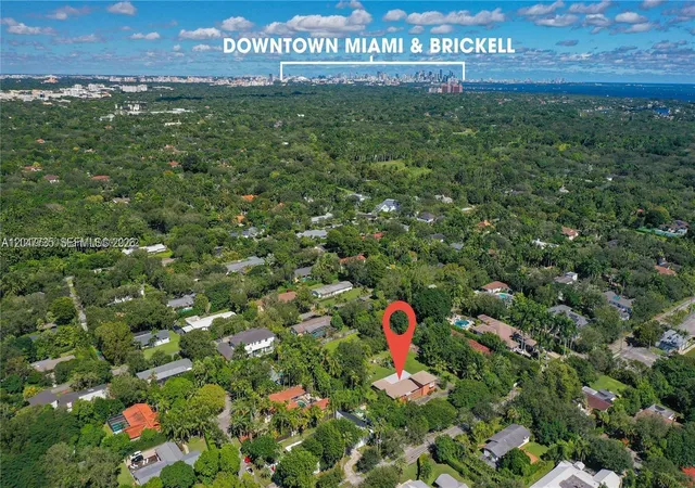 2nd image of 5865 Sw 102nd St, Pinecrest, FL 33156 | MLS# A12047735