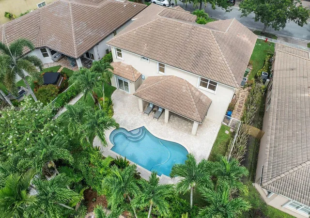 Homes for sale in Weston, FL | 3904 W Gardenia Ave, Weston, FL 33332 | MLS# A12043988