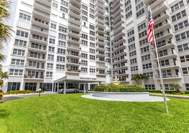 Homes for sale in Pompano Beach, FL | 405 N Ocean Blvd #117, Pompano Beach, FL 33062 | MLS# A12047338