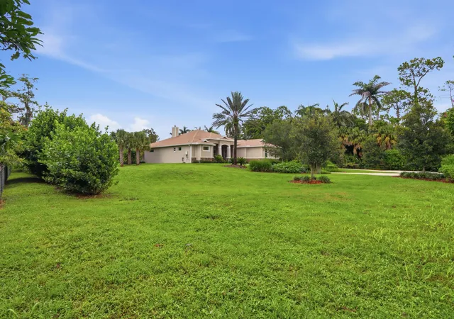 5th image of 13063 Raymond Dr, Loxahatchee, FL 33470 | MLS# B26048475