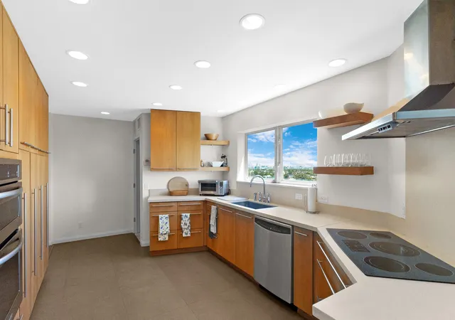 Photo 1 of Condo for sale at 333 Sunset Dr #908, Fort Lauderdale, FL 33301 | MLS# B26048490 | Listing updated on 2026-10-06