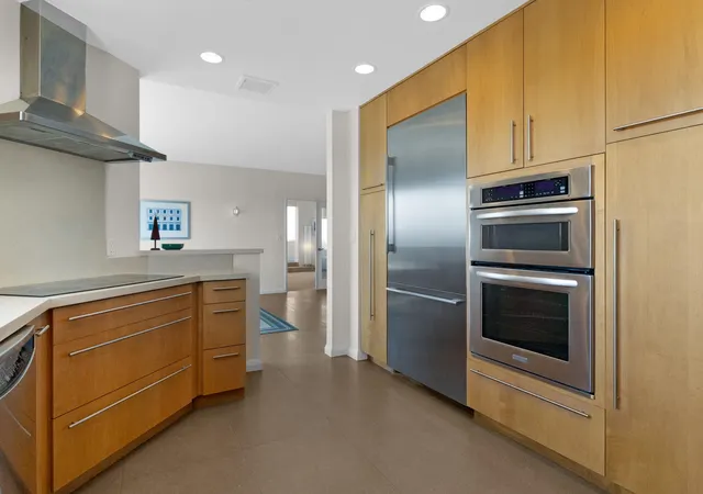Photo 2 of Condo for sale at 333 Sunset Dr #908, Fort Lauderdale, FL 33301 | MLS# B26048490 | Listing updated on 2026-10-06