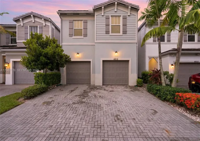 Homes for sale in Tamarac, FL | 4812 Nw 48th Ter, Tamarac, FL 33319 | MLS# A12047176