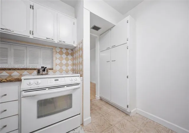 5th image of 2999 Point East Dr #C507, Aventura, FL 33160 | MLS# A12047890