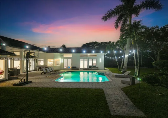 141st image of 2235 Sw 105th Ter, Davie, FL 33324 | MLS# A12032017