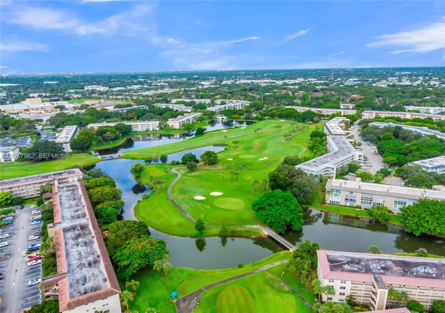 45th image of 2101 Lucaya Bnd #E1, Coconut Creek, FL 33066 | MLS# A12047982
