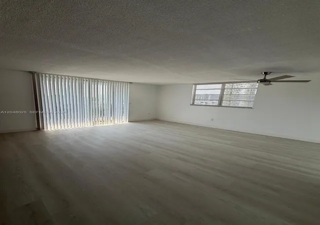 Homes for sale in North Miami, FL | 12590 Ne 16th Ave #512, North Miami, FL 33161 | MLS# A12048025