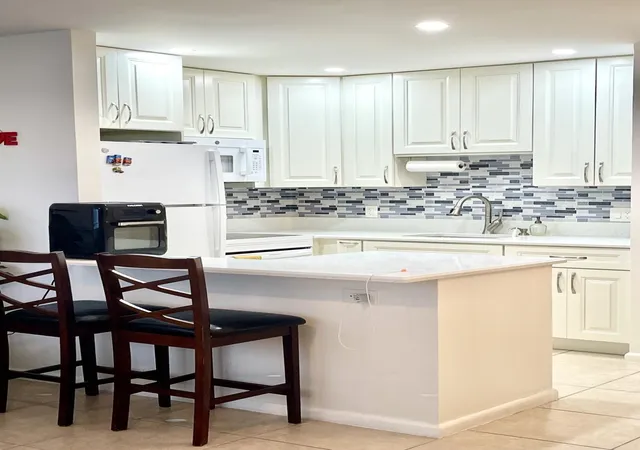 Photo 1 of Condo for sale at 111 Kent G St #111, West Palm Beach, FL 33417 | MLS# B26048650 | Listing updated on 2026-10-05