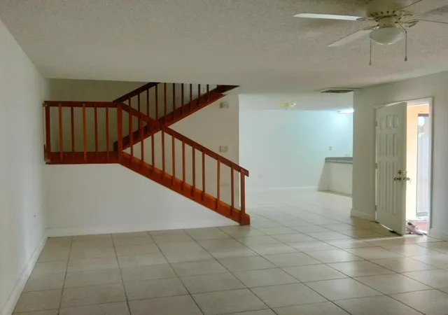 Photo 2 of Townhouse for sale at 729 Ml Valley Pl, West Palm Beach, FL 33409 | MLS# B26048717 | Listing updated on 2026-10-08