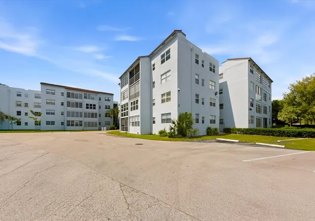 Photo 1 of Condo for sale at 2860 Somerset Dr #412k, Lauderdale Lakes, FL 33311 | MLS# B26048725 | Listing updated on 2026-10-09