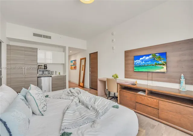 4th image of 777 N Ocean Dr #S314, Hollywood, FL 33019 | MLS# A12048137