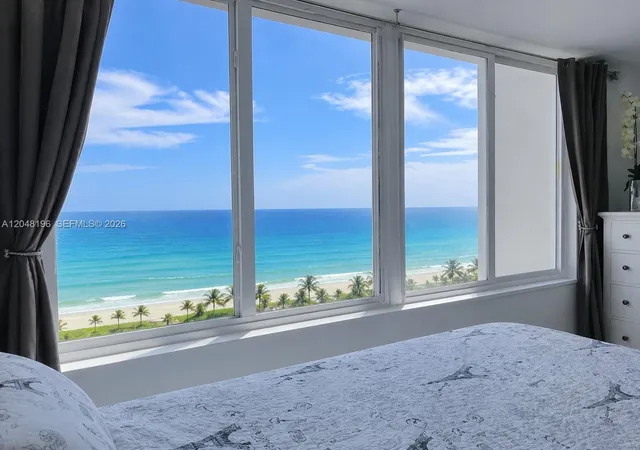 4th image of 19201 Collins Ave #545, Sunny Isles Beach, FL 33160 | MLS# A12048196
