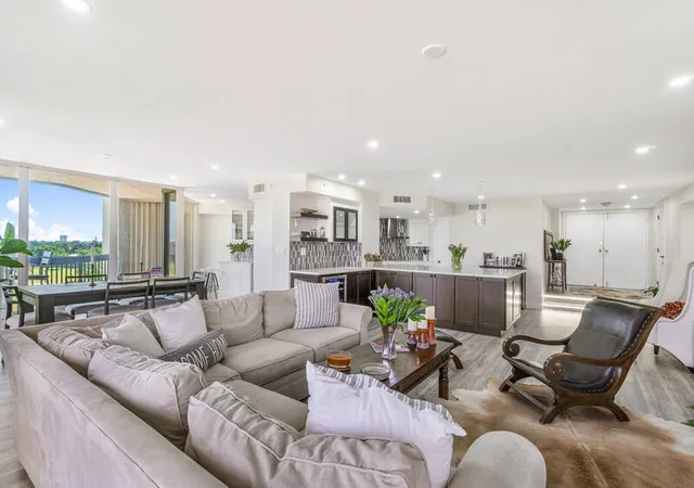 Photo 4 of Condo for sale at 1900 Consulate Pl #406, West Palm Beach, FL 33401 | MLS# B26048803 | Listing updated on 2026-10-05