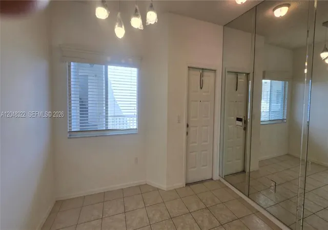 4th image of 7775 Southampton Ter #305, Tamarac, FL 33321 | MLS# A12048322