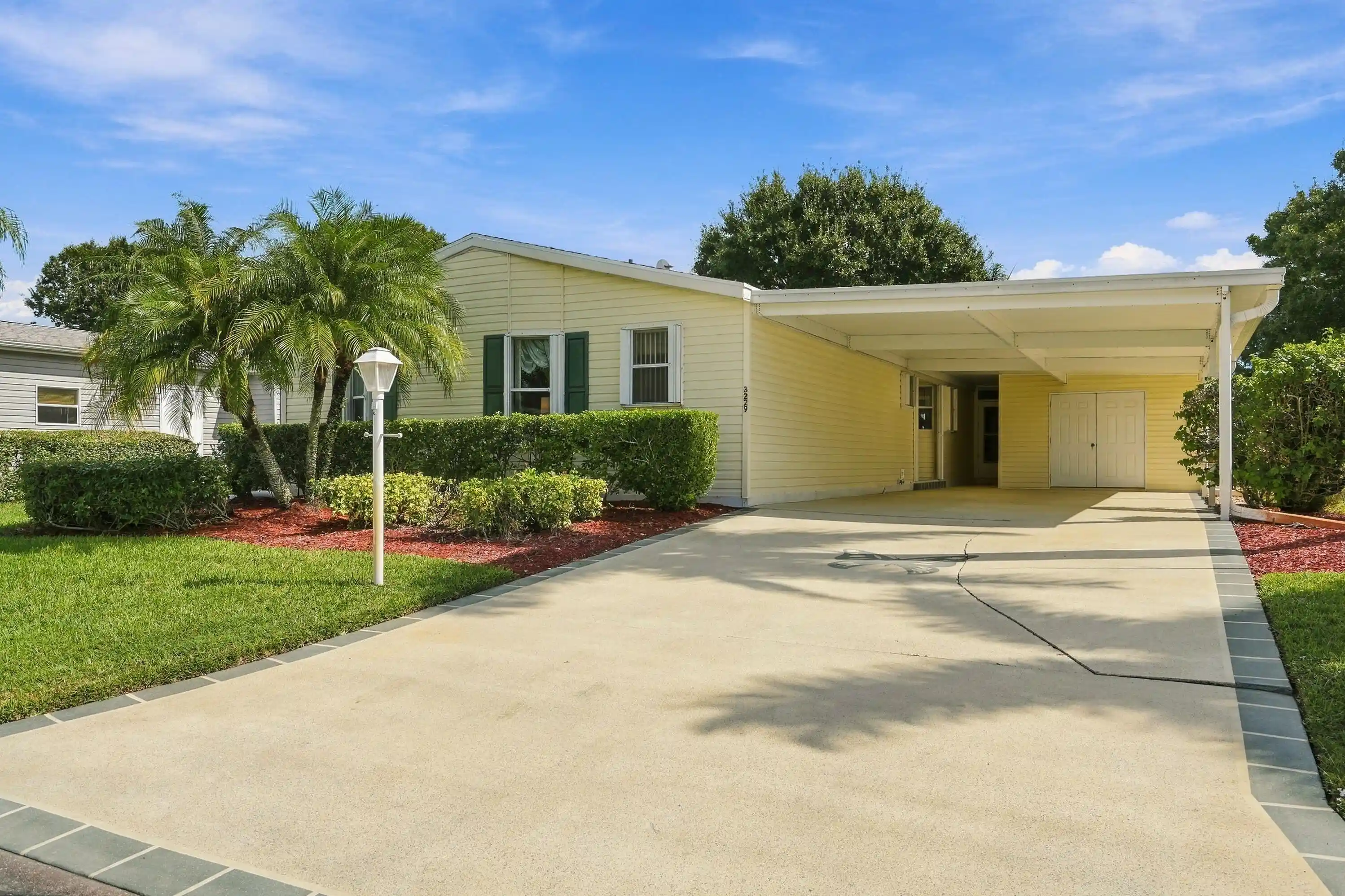 Photo 1 of Manufactured home for sale at 3229 Scarlet Tanager Ct, Port Saint Lucie, FL 34952 | MLS# B26048925 | Listing updated on 2026-10-29