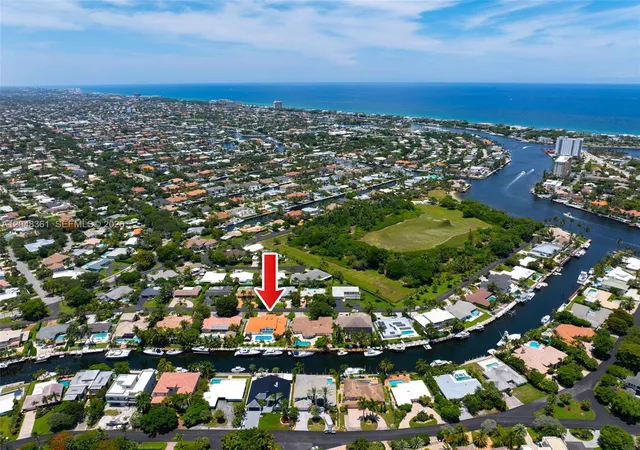 3rd image of 2770 Ne 23Rd Pl, Pompano Beach, FL 33062 | MLS# A12048361