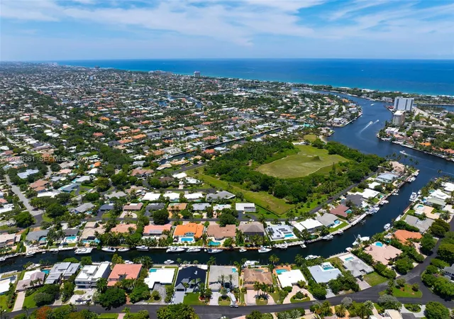 4th image of 2770 Ne 23Rd Pl, Pompano Beach, FL 33062 | MLS# A12048361