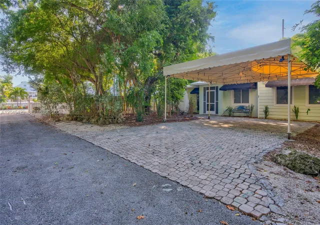 38th image of 27 Blue Runner St, Key Largo, FL 33037 | MLS# A12045429