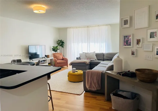 5th image of 2775 Ne 187 St #628, Miami, FL 33180 | MLS# A12046995