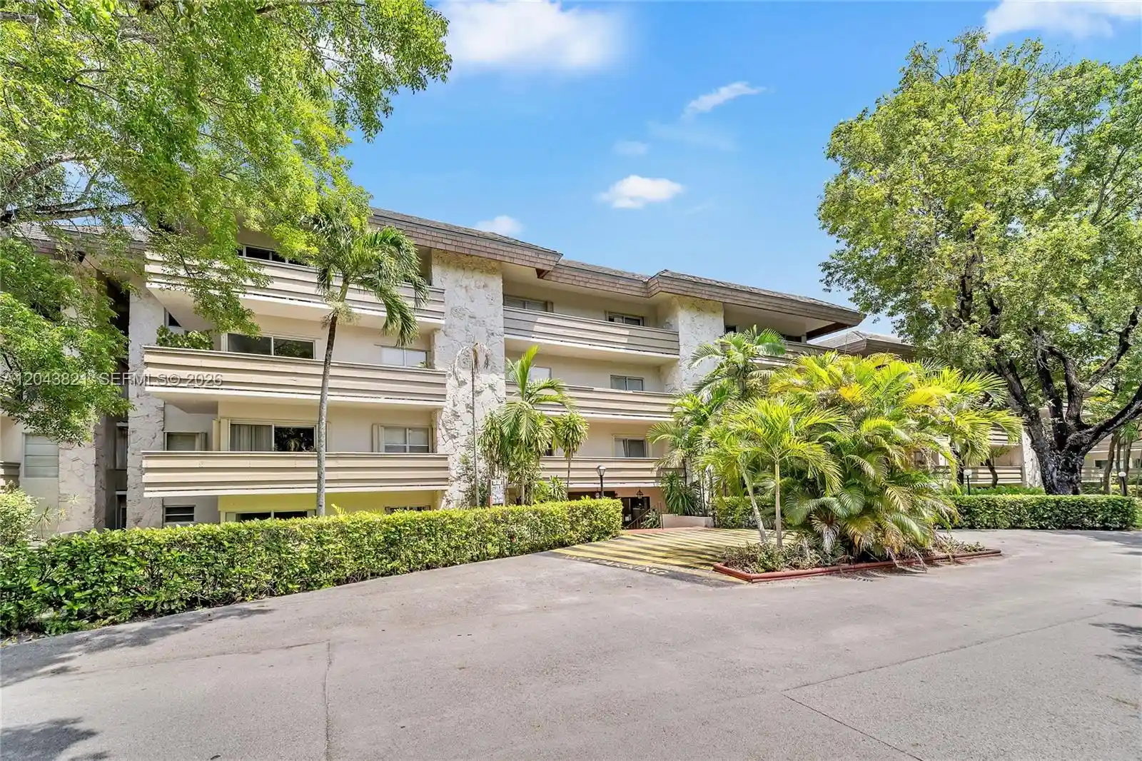 Condo for sale at 1205 Mariposa Ave #307, Coral Gables, FL 33146 | MLS# A12043821