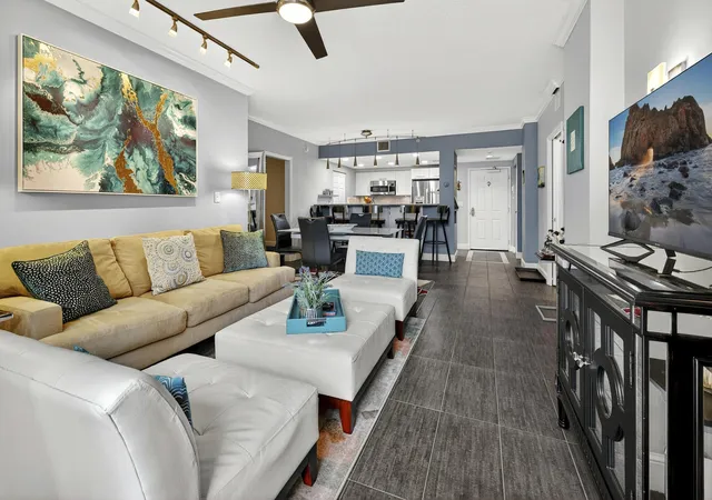 Condo for sale at 511 Lucerne Ave #312, Lake Worth Beach, FL 33460 | MLS# B26049032