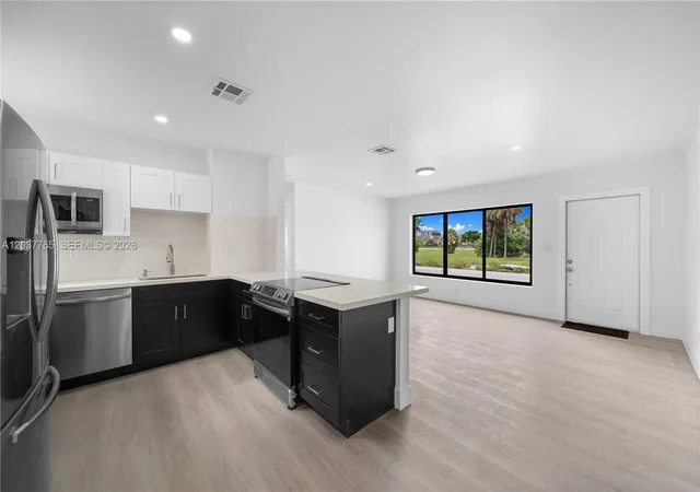 3rd image of 2983 NW 1st Street, Pompano Beach, FL 33069 | MLS# A12037765